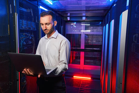 Cómo comprar un dominio y hosting
