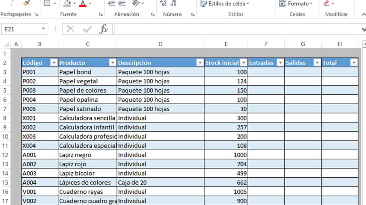 Cómo hacer un inventario de entradas y salidas en Excel: datos de productos