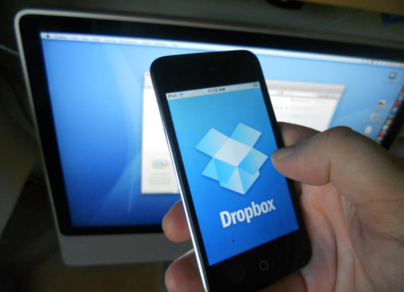 Ejemplo software en la nube: Dropbox