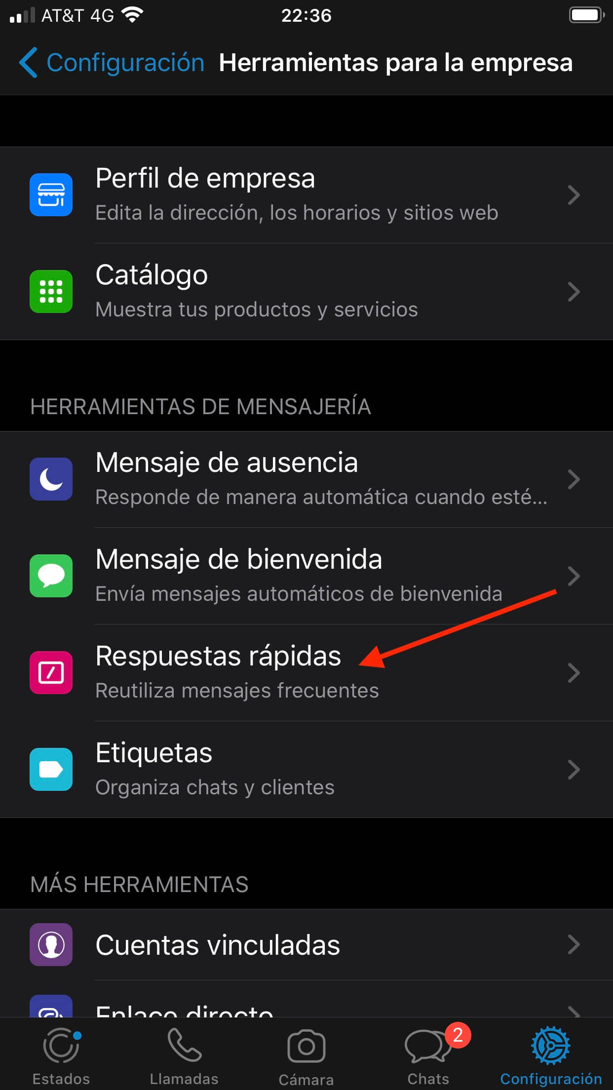 Cómo acceder a la opción de respuestas rápidas en el menú de configuración de WhatsApp